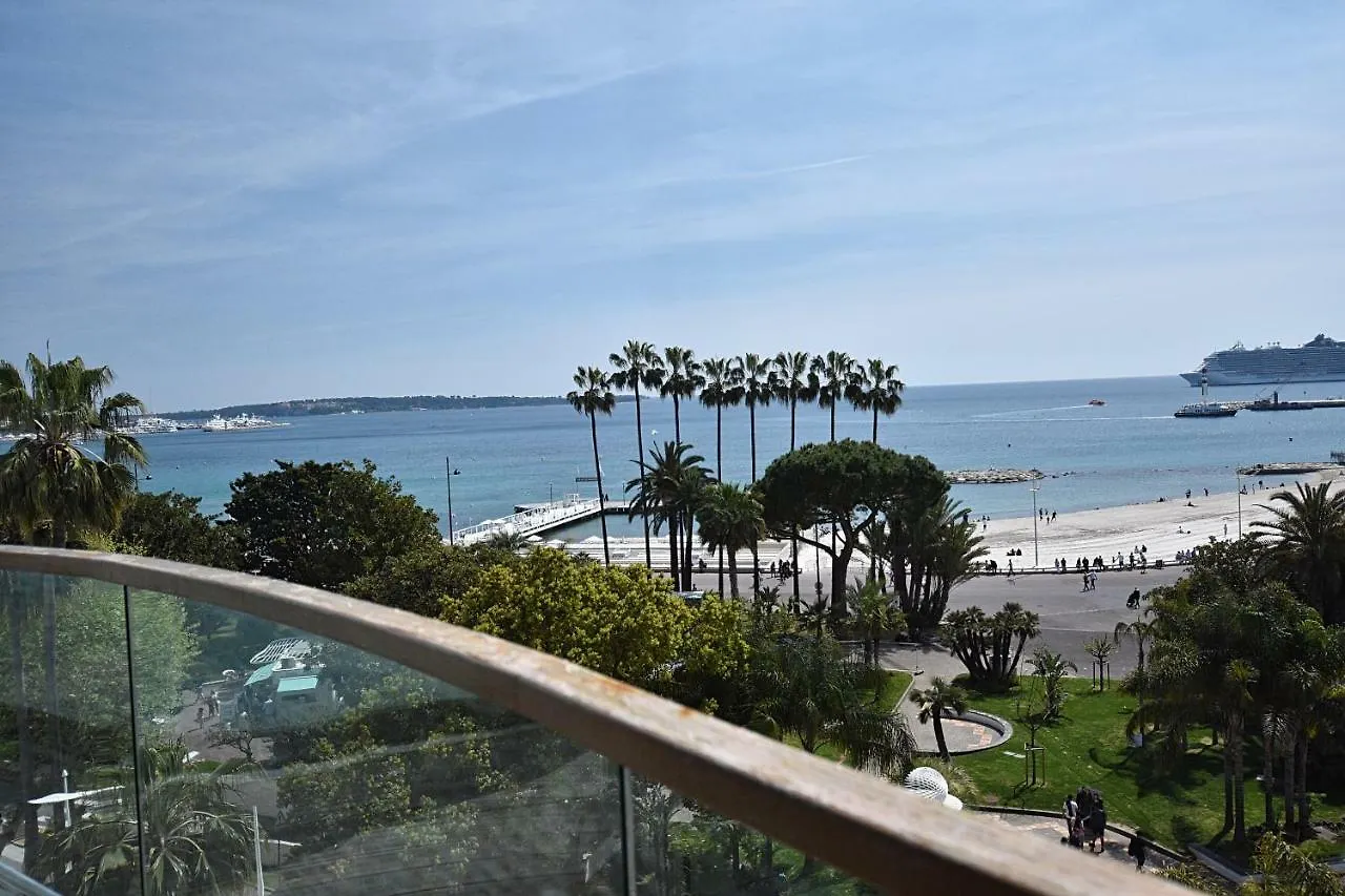7 Croisette Apartment Cannes France